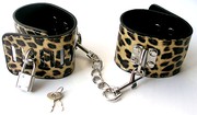 Леопардовые наручники Notabu BDSM с замочками
