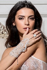 Кружевное украшение с кольцом Mia-Mella "Miss Angelina", белое, на одну руку, 40-48р											