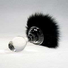 Прозрачная стеклянная пробочка Art of glass с черным хвостиком, 9х4см