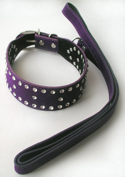 Велюровый ошейник Notabu BDSM с большими стразами (+поводок), фиолетовый